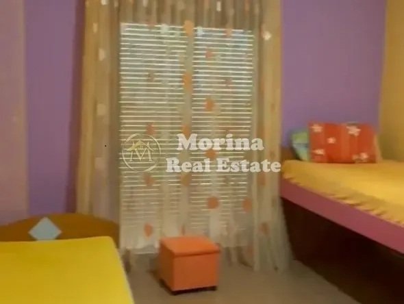 Tirane, jepet me qera apartament 2+1 Kati 2, 160 m² 450 € (Fresku)