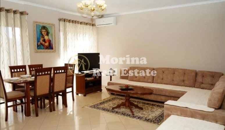 Tirane, jepet me qera apartament 2+1 Kati 5, 120 m² 780 € (Selvia)