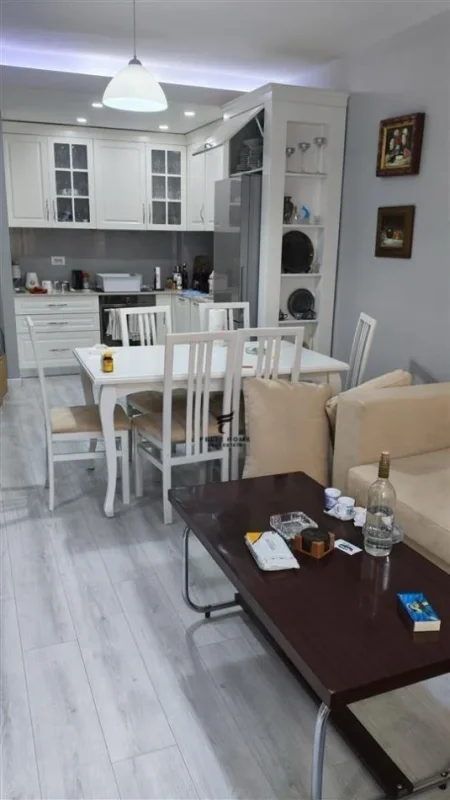 Tirane, shitet apartament 1+1+Ballkon Kati 1, 69 m² 145.000 € (BRRYL)