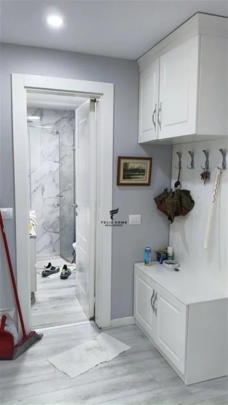 Tirane, shitet apartament 1+1+Ballkon Kati 1, 69 m² 145.000 € (BRRYL)