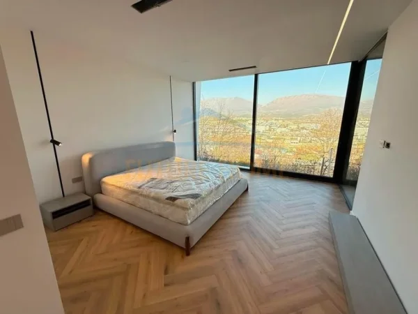 Tirane, shitet Vile , 850.000 € (Natyra e Qete)