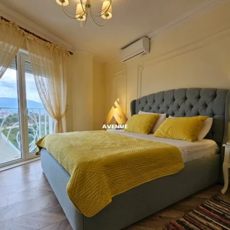 Tirane, jepet me qera apartament 2+1+Ballkon Kati 4, 126 m² 1.000 € (kodra e diellit)