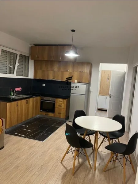 Tirane, shitet apartament 1+1+Ballkon Kati 4, 70 m² 143.500 € (KOPSHTI ZOOLOGJIK)