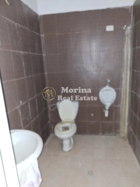 Tirane, jepet me qera ambjent biznesi Kati 0, 60 m² 480 € (Astir)