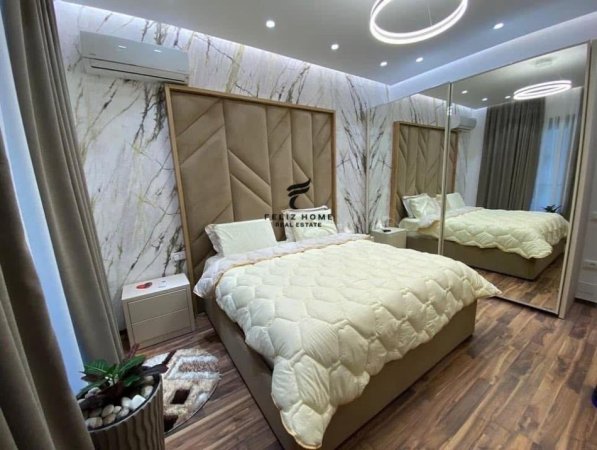 Tirane, jepet me qera apartament 1+1+Ballkon Kati 5, 75 m² 800 € (RRUGA E KAVAJES)