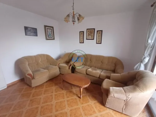 Durres, shitet apartament 2+1+Ballkon Kati 3, 73 m² 32.000 € 