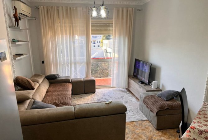 Tirane, jepet me qera apartament 2+1+Ballkon Kati 2, 107 m² 550 € (Don Bosko tek Vizion Plus)
