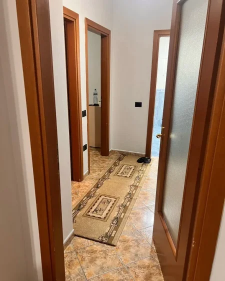 Tirane, jepet me qera apartament 2+1+Ballkon Kati 2, 107 m² 550 € (Don Bosko tek Vizion Plus)
