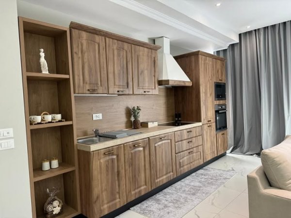 Tirane, jepet me qera apartament 2+1+Ballkon Kati 3, 119 m² 456.000 € (Lake View)