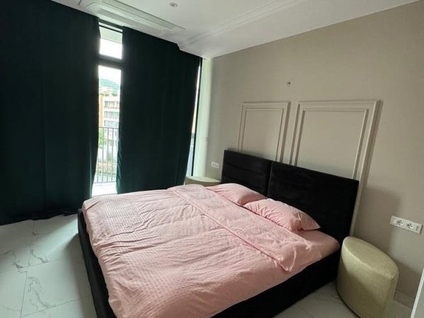 Tirane, jepet me qera apartament 2+1+Ballkon Kati 3, 119 m² 456.000 € (Lake View)