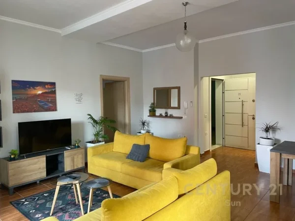 Tirane, jepet me qera apartament 2+1+Aneks+Ballkon Kati 5, 105 m² 800 € (Delijorgji)