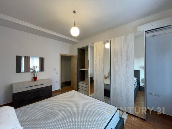Tirane, jepet me qera apartament 2+1+Aneks+Ballkon Kati 5, 105 m² 800 € (Delijorgji)