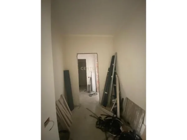 Tirane, shes apartament 2+1+Aneks+Ballkon Kati 1, 125 m² (Liqeni i Thate)
