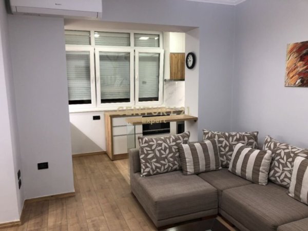 Tirane, jepet me qera apartament 1+1+Aneks+Ballkon Kati 2, 68 m² 630 € (Myslym Shyri)