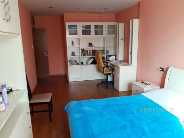 Tirane, shes apartament+verande | Penthouse 4+1+Aneks+Ballkon Kati 7, 340 m² 430.000 € (Itfan Tomini)