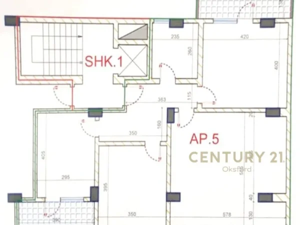 Tirane, jepet me qera zyre Kati 4, 132 m² 1.100 € (Qender)
