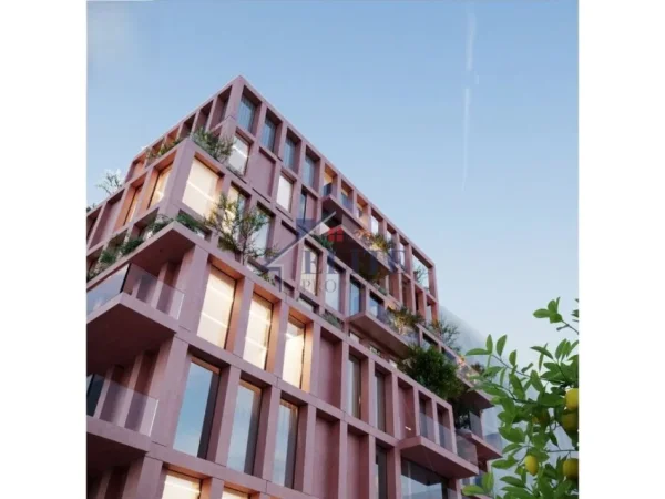 Tirane, shitet apartament 1+1+Ballkon Kati 4, 87 m² 293.600 € (Rruga e Kavajes)