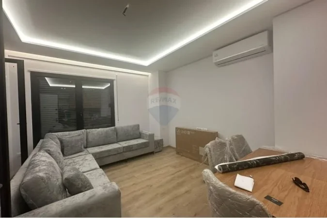 Tirane, shitet apartament 2+1+Ballkon , 92 m² 230.000 € 