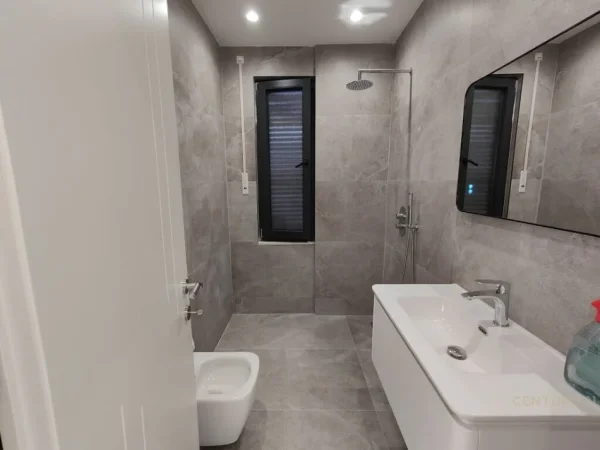 Tirane, shes apartament 2+1+Aneks+Ballkon Kati 2, 95 m² 240.000 € (Kodra e Diellit)