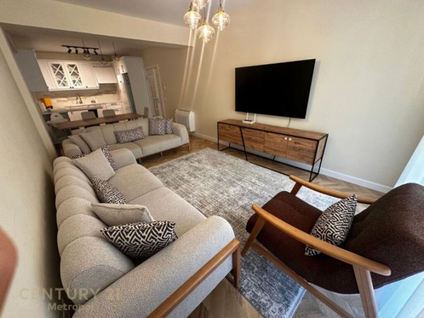 Tirane, shes apartament 3+1+Aneks+Ballkon Kati 3, 148 m² 355.000 € (Kodra e Diellit 2)