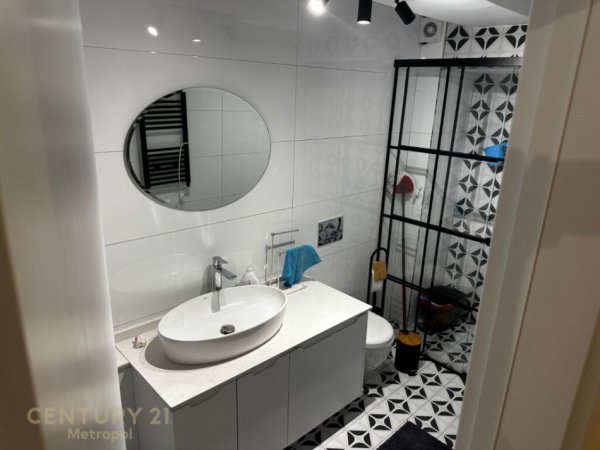 Tirane, shes apartament 3+1+Aneks+Ballkon Kati 3, 148 m² 355.000 € (Kodra e Diellit 2)
