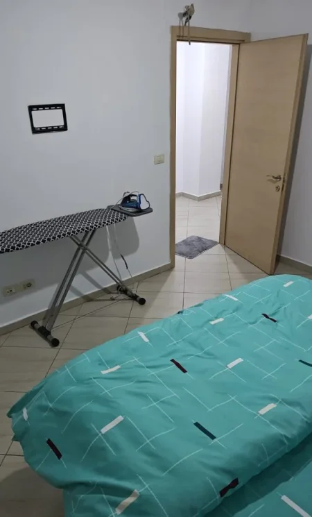 Tirane, jepet me qera apartament 1+1 Kati 2, 65 m² 400 € (ASTIR)