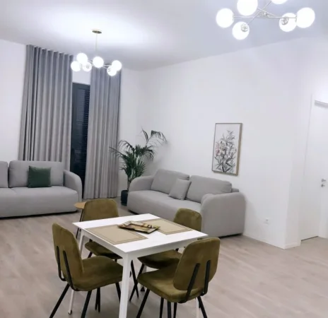 Tirane, jepet me qera apartament 1+1 , 78 m² 1.100 € (Delijorgji)