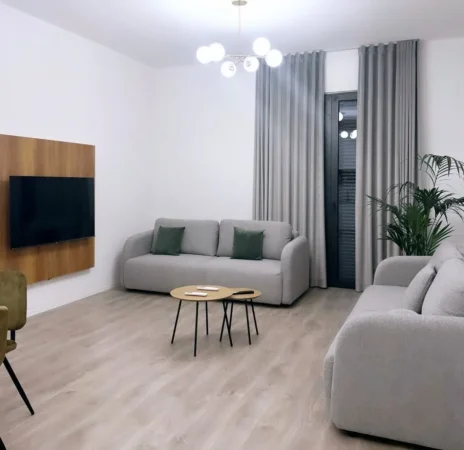 Tirane, jepet me qera apartament 1+1 , 78 m² 1.100 € (Delijorgji)