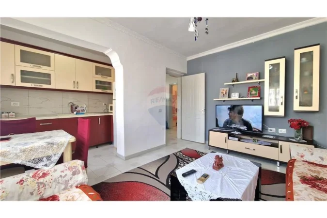 Vlore, shitet apartament 2+1+Aneks+Ballkon Kati 5, 70 m² 75.000 € (Enver Jaho)