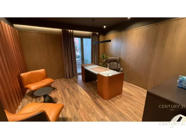 Tirane, jap me qera zyre , 107 m² 2.500 € (Rruga e Elbasanit)