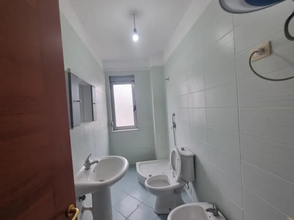 Tirane, shitet apartament 1+1+Aneks+Ballkon Kati 8, 64 m² 89.000 € (Misto Mame)