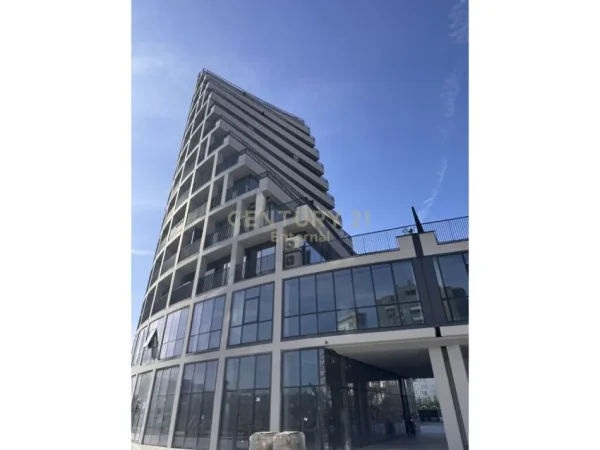 Tirane, jap me qera ambjent biznesi , 208 m² 4.000 € (Lake View Residences, Liqeni i Tiranës)