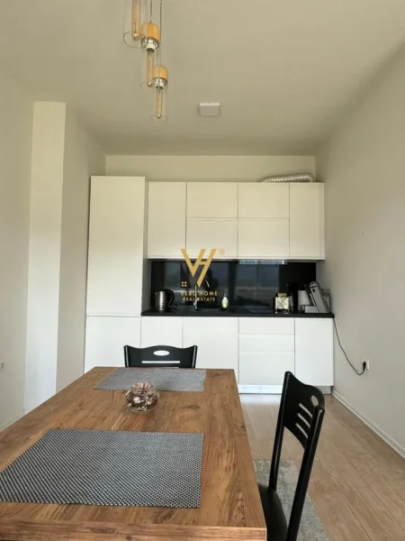 Tirane, jepet me qera apartament 2+1+Ballkon Kati 4, 100 m² 1.200 € (RRUGA E KOSOVAREVE)