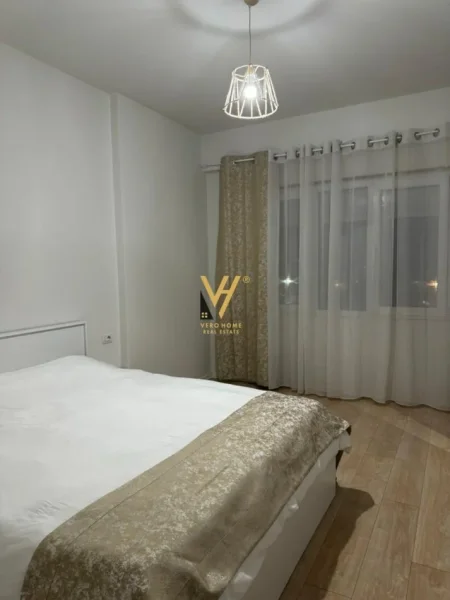 Tirane, jepet me qera apartament 2+1+Ballkon Kati 4, 100 m² 1.200 € (RRUGA E KOSOVAREVE)