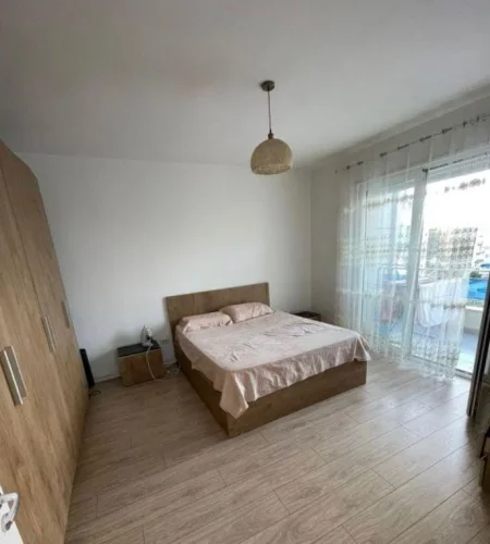 Tirane, shitet apartament 1+1 Kati 4, 70 m² 142.000 € (KOPSHTI ZOOLOGJIK,RRUGA KROIT,KOMPLEKSI MATEO.)