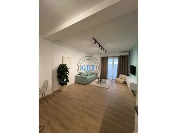 Durres, shitet apartament 1+1+Ballkon Kati 9, 77 m² 115.000 € (Plazh Iliria)