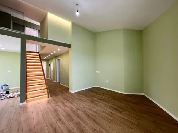 Tirane, shitet apartament duplex 3+1+Aneks+Ballkon Kati 4, 150 m² 190.000 € (Rruga Sotir Caci Fresk)