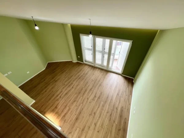 Tirane, shitet apartament duplex 3+1+Aneks+Ballkon Kati 4, 150 m² 190.000 € (Rruga Sotir Caci Fresk)