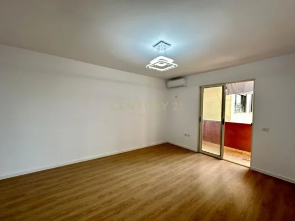 Tirane, shitet apartament 1+1+Aneks+Ballkon Kati 1, 71 m² 98.000 € (Neom110066)
