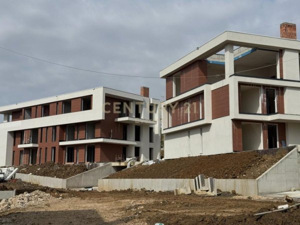 Tirane, shes apartament 2+1+Aneks+Ballkon Kati 1, 145 m² 365.000 € (REZIDENCA TULIPAN)