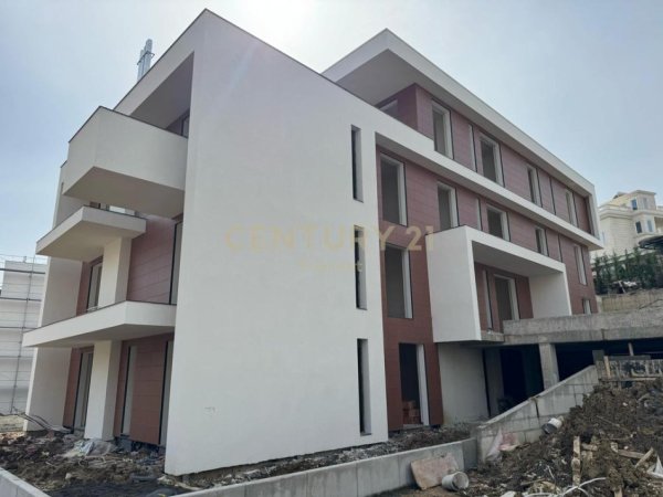 Tirane, shes apartament 2+1+Aneks+Ballkon Kati 1, 145 m² 365.000 € (REZIDENCA TULIPAN)