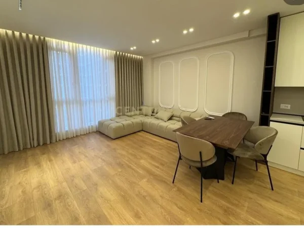 Tirane, jepet me qera apartament 1+1+Aneks+Ballkon Kati 2, 80 m² 700 € (rezidenca '' Avid'')