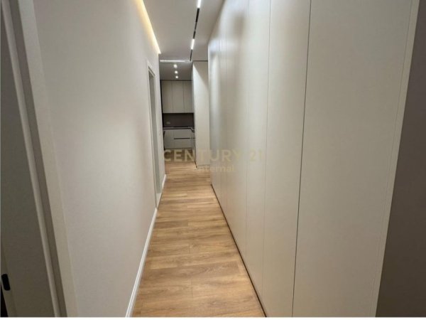 Tirane, jepet me qera apartament 1+1+Aneks+Ballkon Kati 2, 80 m² 700 € (rezidenca &#039;&#039; Avid&#039;&#039;)