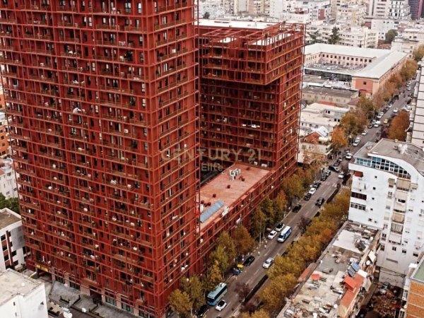 Tirane, jepet me qera apartament 1+1+Aneks+Ballkon Kati 2, 69 m² 1.200 € (Garden Building)