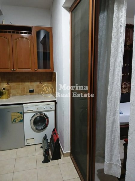 Tirane, jap me qera apartament 1+1 Kati 2, 50 m² 300 € (Qytet Studenti)