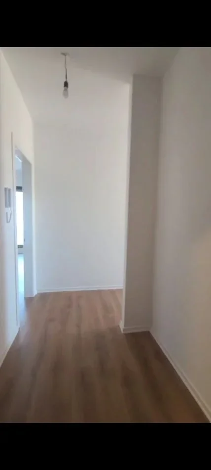 Tirane, shitet 2+1 Kati 3, 107 m² 290.000 € (Oxhaku)