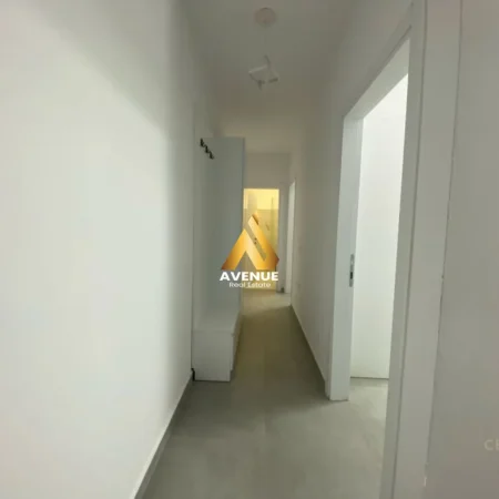 Tirane, jepet me qera apartament 1+1+Ballkon Kati 4, 60 m² 400 € (hamdi pepo)