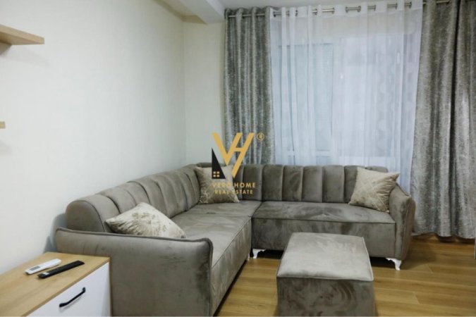 Tirane, jepet me qera apartament 1+1+Ballkon Kati 1, 65 m² 500 € (RRUGA MARGARITA TUTULANI)