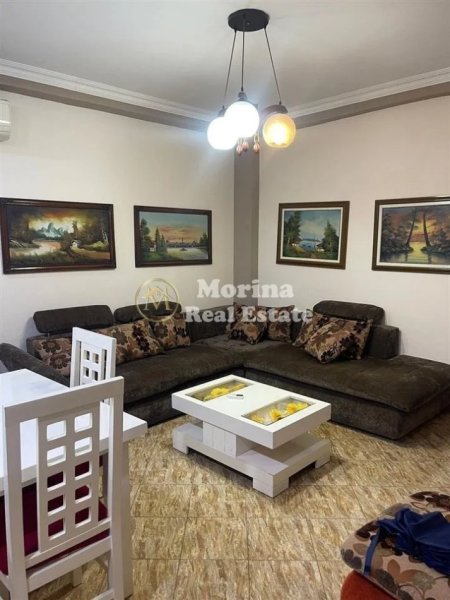 Tirane, jepet me qera apartament 2+1 Kati 6, 570 € (Zogu Zi)