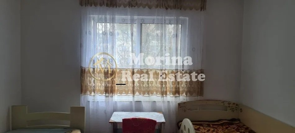 Tirane, jepet me qera apartament 2+1 Kati 4, 80 m² 500 € (Rruga e Elbasanit)